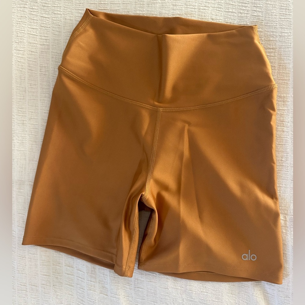ALO 5in airbrush high waisted biker shorts